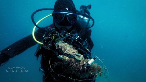 Así es como buzos no profesionales liberan el mar de artilugios de “pesca fantasma”